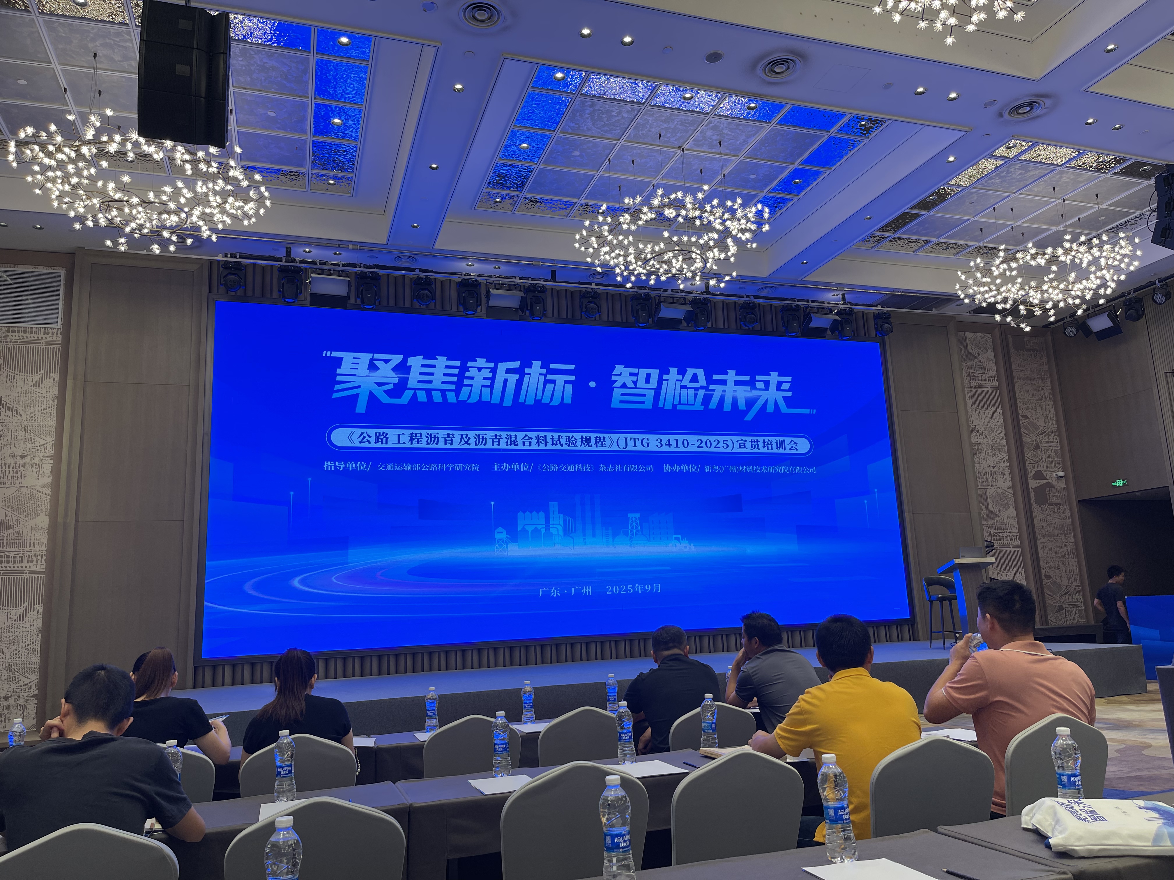 壹号娱乐 - NG大舞台,有梦你就来